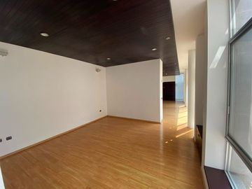 Amplia casa en venta en Aguascalientes, zona norte, zona Campanario