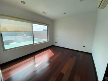 Amplia casa en venta en Aguascalientes, zona norte, zona Campanario