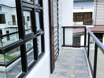 4Bedroom Accessible House and Lot in Tanauan City - 3minutes away from Tanauan Exit!