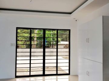 4Bedroom Accessible House and Lot in Tanauan City - 3minutes away from Tanauan Exit!
