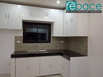 4Bedroom Accessible House and Lot in Tanauan City - 3minutes away from Tanauan Exit!