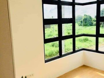 4Bedroom Accessible House and Lot in Tanauan City - 3minutes away from Tanauan Exit!