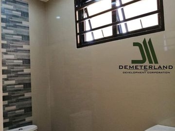 4Bedroom Accessible House and Lot in Tanauan City - 3minutes away from Tanauan Exit!