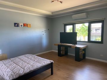 Dazzling 5BR House and Lot for Sale in Alabang
