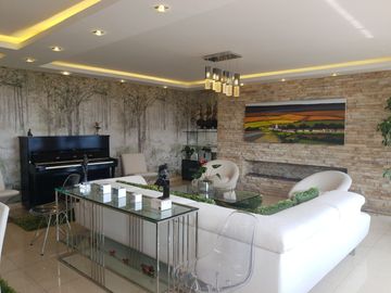 Venta de Departamento, sector González Suárez, cerca a Colegios, Hoteles, Zona Bancaria y Financiera