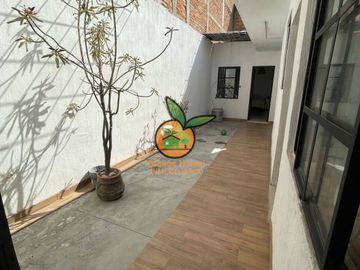 HERMOSA CASA MINIMALISTA EN LOMA DORADA, TONALÁ