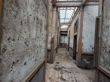 VENDO LOCAL COMO TERRENO EN EL CENTRO HISTORICO