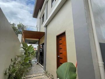 BRAND NEW HOUSE NEAR MCARTHUR HWAY SAN FERNANDO Cash or Bank Financing