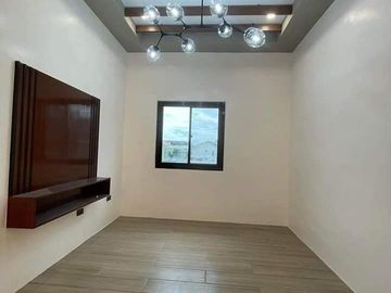 BRAND NEW HOUSE NEAR MCARTHUR HWAY SAN FERNANDO Cash or Bank Financing