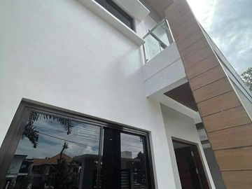 BRAND NEW HOUSE NEAR MCARTHUR HWAY SAN FERNANDO Cash or Bank Financing