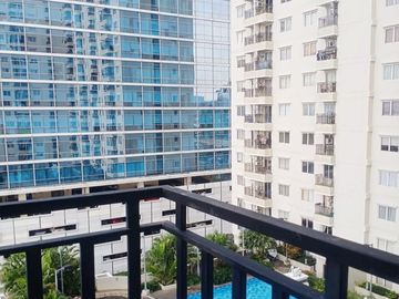 Dijual Apartemen Signature Park Grande 2BR Cawang Dekat Stasiun LRT Cawang