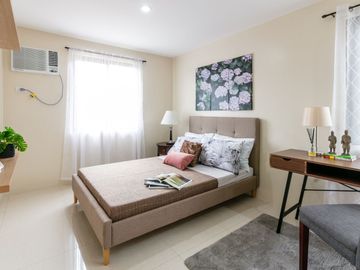 24 mins to ALABANG! PRESELLING House and Lot