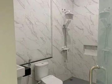 DIJUAL Rumah baru di perumahan Prapen Indah, Jemursari