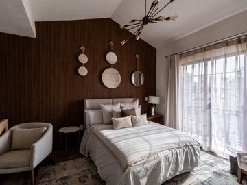 Casa en venta al Sur de Aguascalientes en zona residencial de 3 pisos