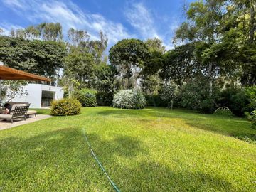 LINDA CASA DE CAMPO CON  PRECIOSA ÁREA VERDE EN FUNDO PASO CHICO