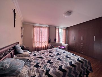 Casa rentera en venta en Época
