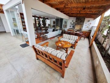 VENTA de dpto. TRIPLEX en Chacarilla. San Borja