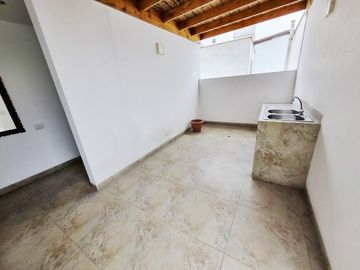 VENTA de dpto. TRIPLEX en Chacarilla. San Borja