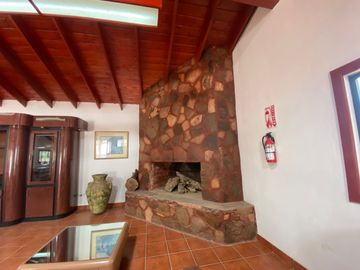 Hacienda Comercial   en  el corazón del  Valle de Guadalupe