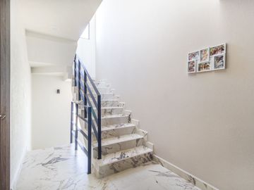 CASA CON ALBERCA A 15 MINUTOS DE CUERNAVACA EN XOCHITEPEC MORELOS