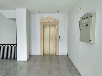 DIJUAL RUKO LOKASI SANGAT STRATEGIS DI JL.RADIO DALAM KEBAYORAN BARU JAKARTA SELATAN