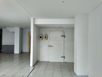 DIJUAL RUKO LOKASI SANGAT STRATEGIS DI JL.RADIO DALAM KEBAYORAN BARU JAKARTA SELATAN