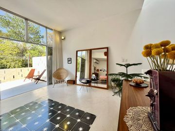 CASA ESTILO LOFT  EN COLONIA ITZIMNA