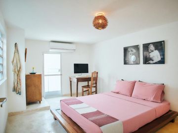 CASA ESTILO LOFT  EN COLONIA ITZIMNA