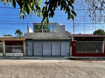 CASA ESTILO LOFT  EN COLONIA ITZIMNA