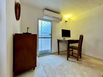 CASA ESTILO LOFT  EN COLONIA ITZIMNA