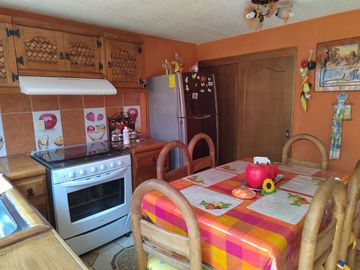 VENTA CASA LA LOMA ZINANCATEPEC JUNTO A RECLUSORIO SANTIAGUITO Y UNIVERSIDAD POLITECNICA DEL VALLE DE TOLUCA