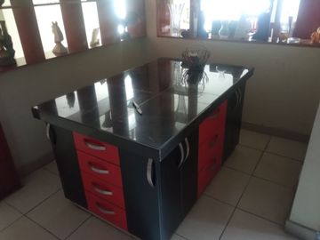 VENDO CASA CON PISCINA EN CHACLACAYO