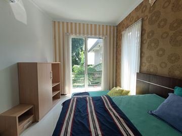 Rumah Villa + Kolam Renang Luas 298 di Kusuma Hill Batu Malang