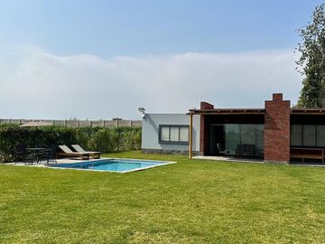 Casa De Campo Quilmana Cañete Piscina parrilla