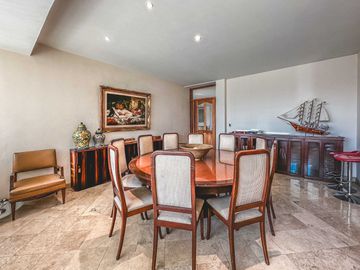 CASA CON ALBERCA Y 4 RECÁMARAS EN CHOLULA.