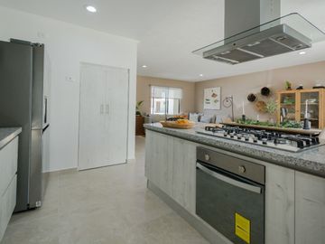 Casa de 3 Recámaras con 3.5 Baños a 12 Minutos de los Arcos de Querétaro.