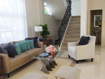 Brandnew Four Bedrooms House in Consolacion