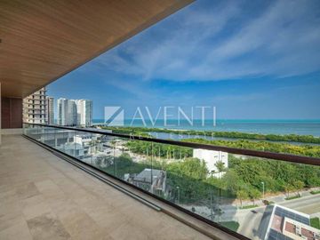 Penthouse en Venta en Punta del Mar Condos en Puerto Cancún, Quintana Roo.