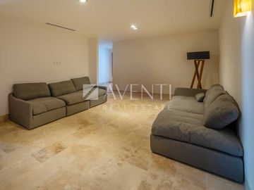 Penthouse en Venta en Punta del Mar Condos en Puerto Cancún, Quintana Roo.