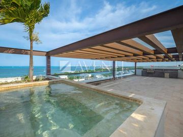 Penthouse en Venta en Punta del Mar Condos en Puerto Cancún, Quintana Roo.