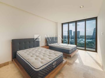 Penthouse en Venta en Punta del Mar Condos en Puerto Cancún, Quintana Roo.