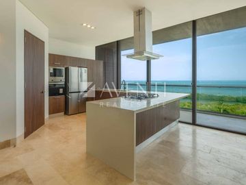 Penthouse en Venta en Punta del Mar Condos en Puerto Cancún, Quintana Roo.