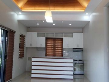 BUNGALOW HOUSE AND LOT FOR SALE!