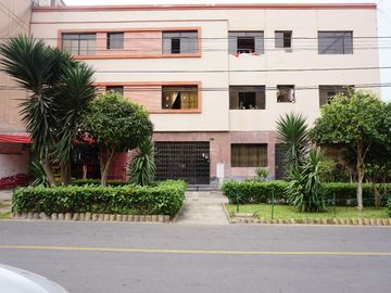 SE ALQUILA DPTO EN 2DO PISO JESÚS MARIA