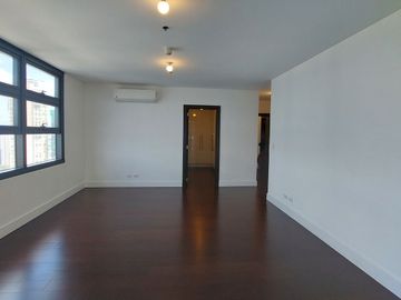 3BR Garden Towers Sale Makati Ayala Center Brand New