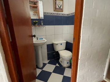 ACOGEDORA CASA MUY CERCA A LA PLAYA