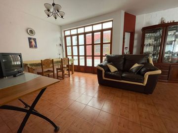 ACOGEDORA CASA MUY CERCA A LA PLAYA
