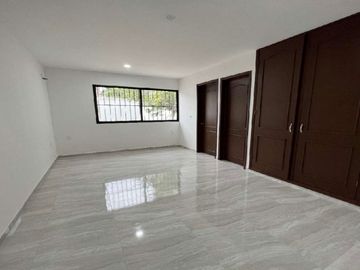 Casa en venta. Colonia Primero de Mayo, Villahermosa.