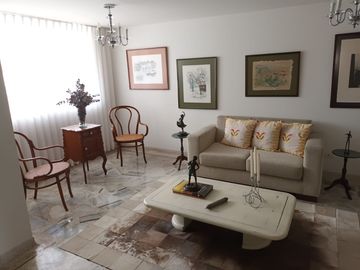 VENTA DE CASA EN TEJARES DE CRISTALES OESTE DE LA CIUDAD