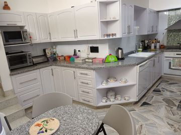 VENTA DE CASA EN TEJARES DE CRISTALES OESTE DE LA CIUDAD
